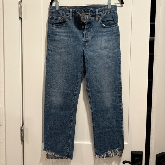 Levi's 501 Straight Jeans - Picture 1 of 5